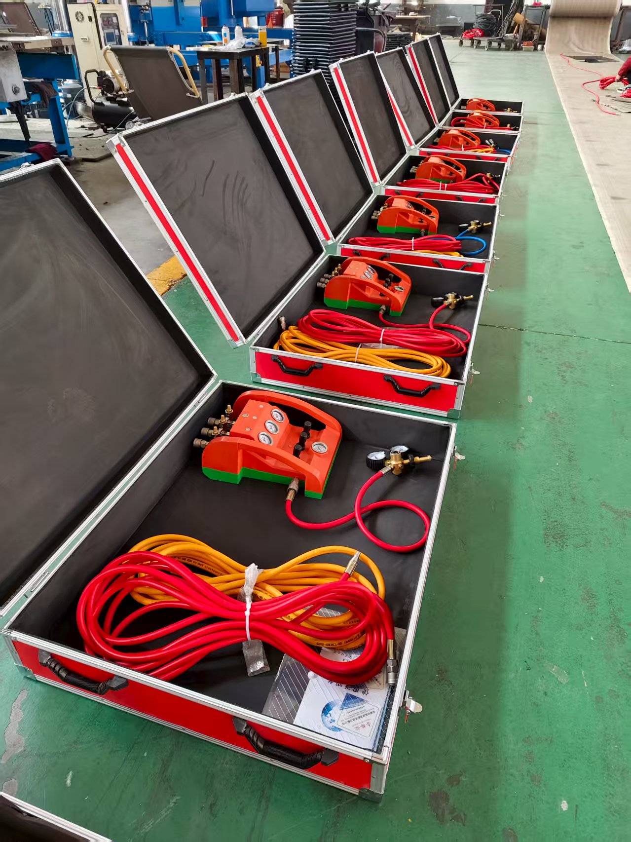 Triple controller in operation