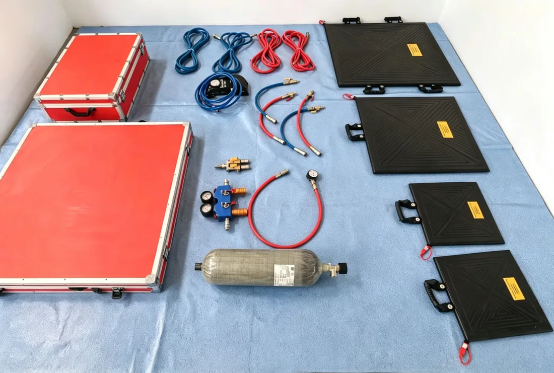 Lifting airbag set with accessories
